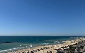 מלון אברטל סוויטס  3*